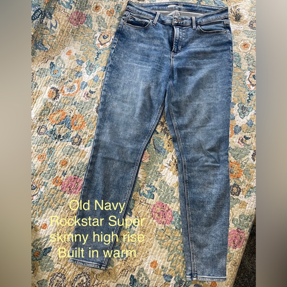 Rockstar super skinny high rise Old Navy jeans Size 12